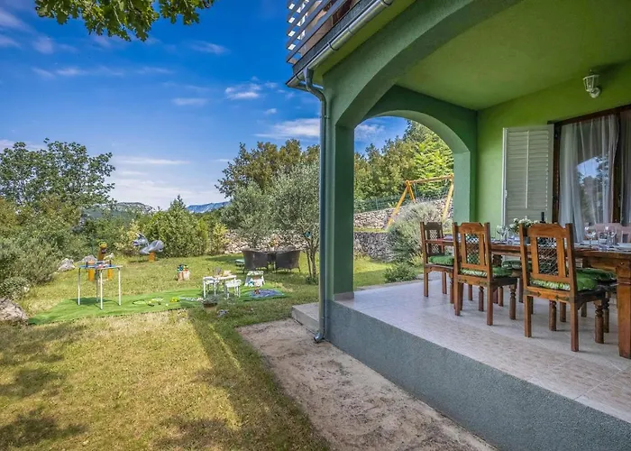 2 Bedroom Amazing In *