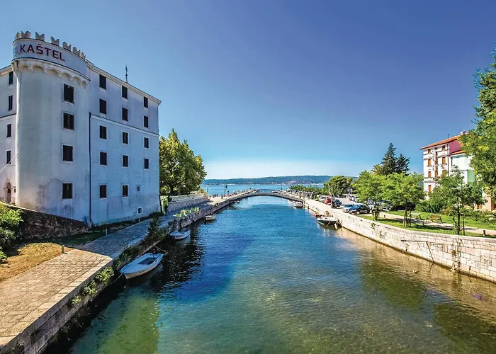 2 Bedroom Amazing In Casa vacanze Crikvenica