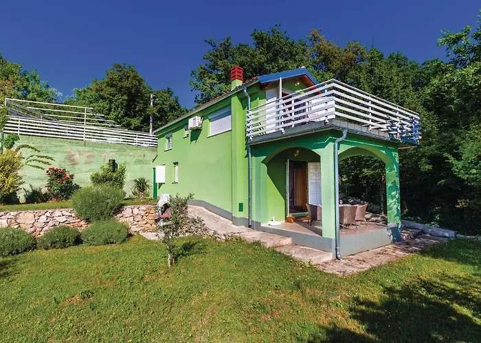 2 Bedroom Amazing In Crikvenica